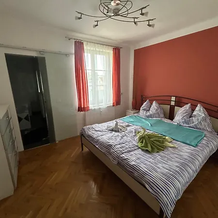 Grosse Appartamento *